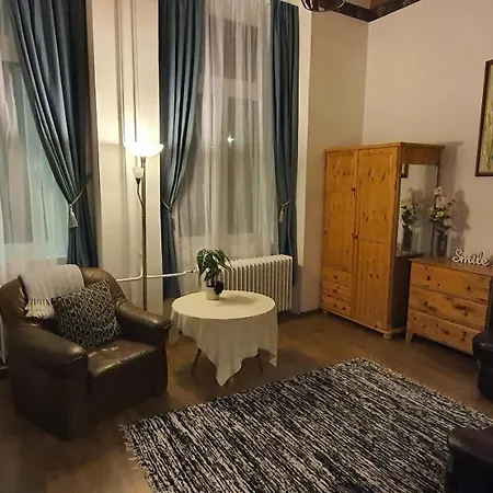 Relax Apartman Tapolca Exterior photo